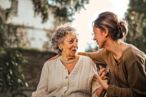 Обзор ПОМОЩЬ. Как помочь нуждающимся пожилым людям