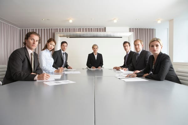 Как автоматически открывать файл при начале встречи в календаре Apple